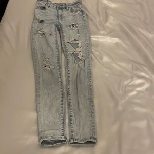 NEW American Eagle ripped jeans